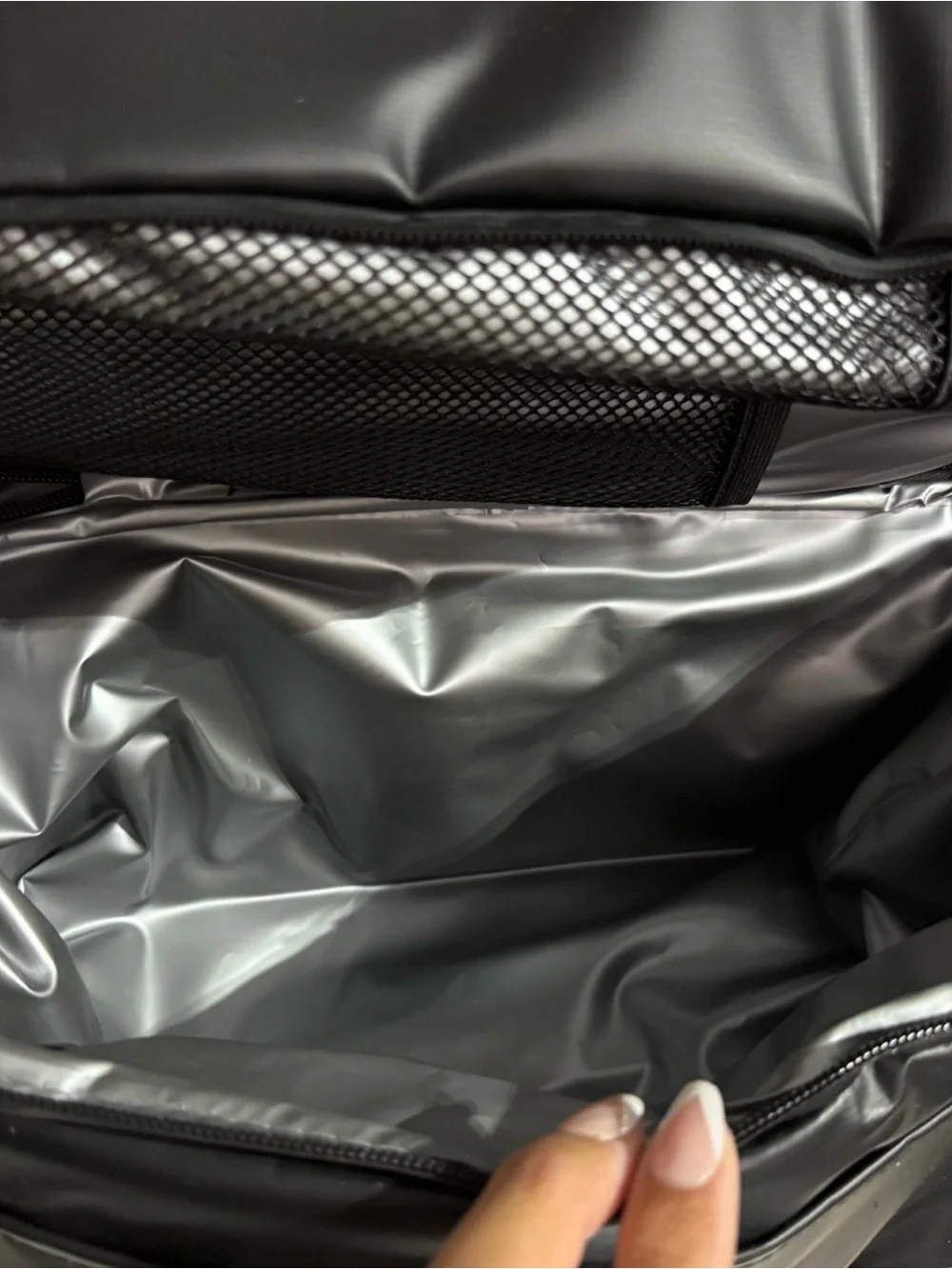 BNWT Bindle The Cooler Backpack Black